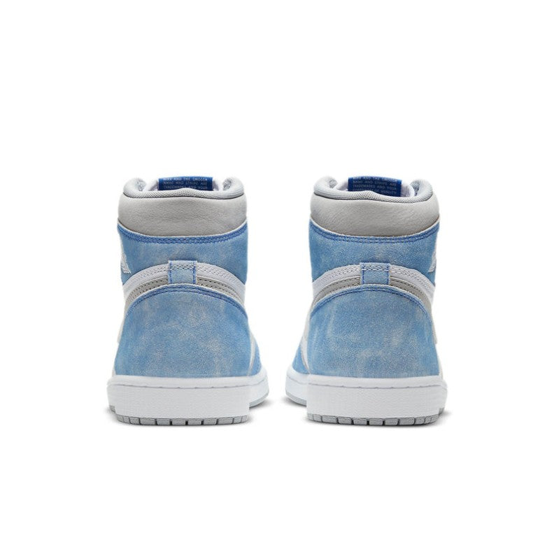 Air Jordan 1 Retro High OG 'Hyper Royal Light Smoke Grey' 555088-237